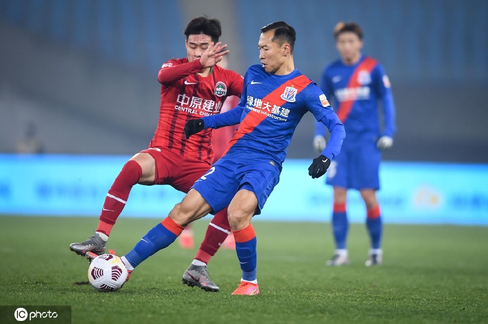 关于上海申花内部会议纪要流出：清晨伤情更新，CBA季后赛使命明确，资深球员宣示担当的信息-英雄联盟直播入口