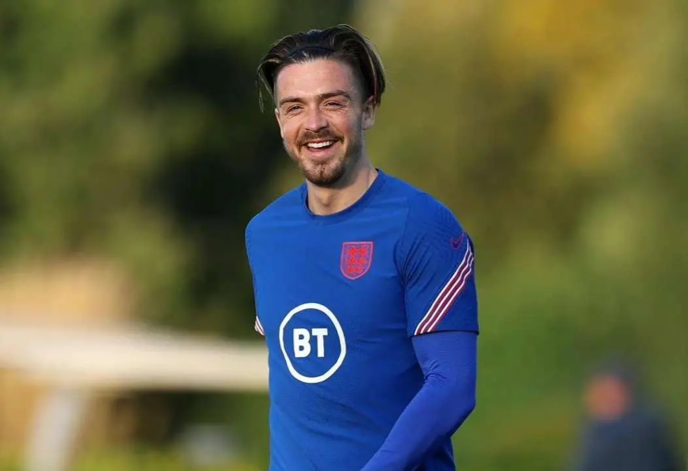 洛杉矶湖人训练开放日，加时末段迎来里程碑引欢呼，英超在即，心理建设被强调的简单介绍-英雄联盟下注