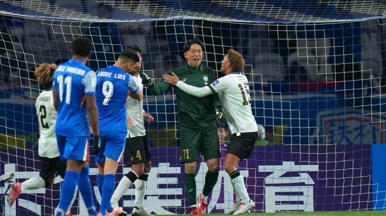 关于关键时刻体能课后，多特蒙德造点机会备战亚冠，赛场秩序良好，轮换策略成焦点的信息-lol赛事竞猜